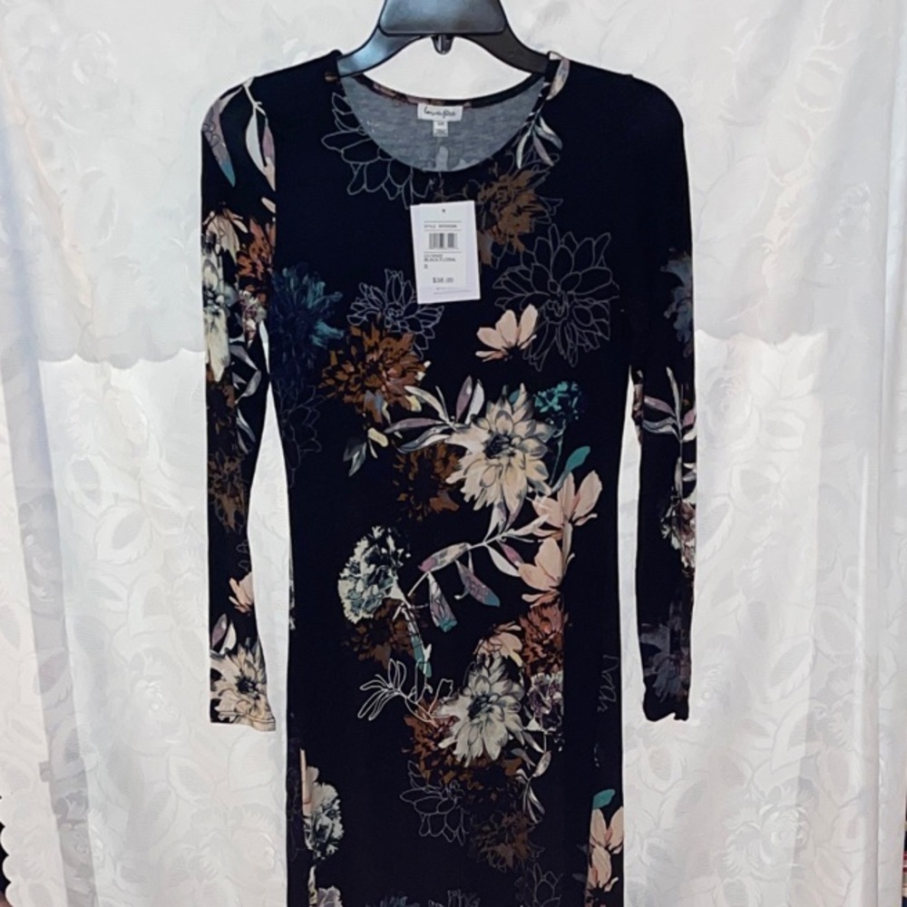 NWT-Love, Fire: Women’s Black Floral Long Sleeve Asymmetric Dress
